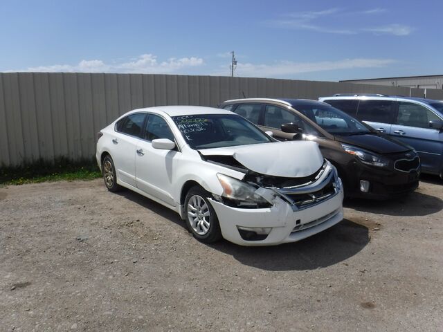 2015 Nissan